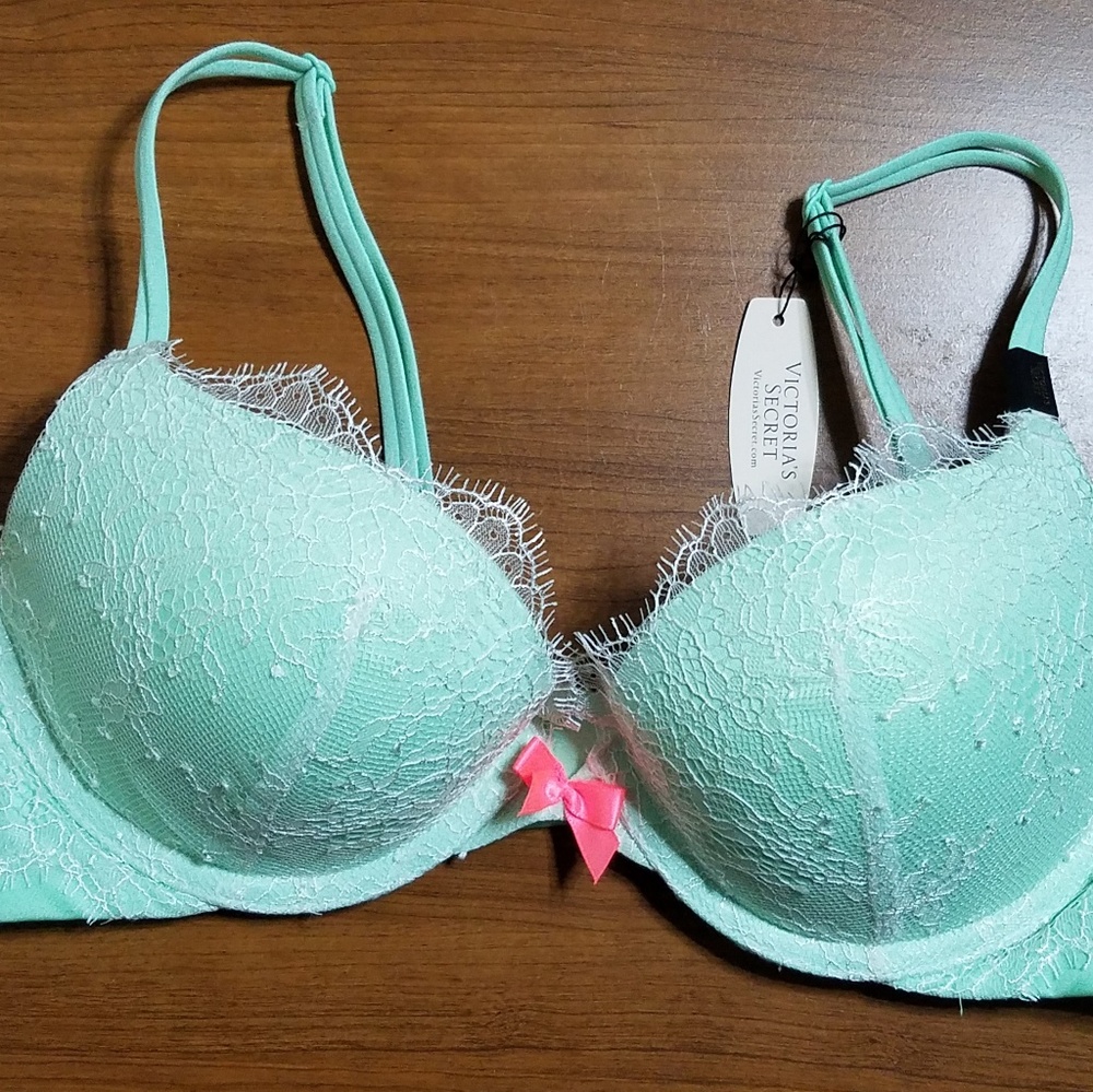 Victoria's Secret Very Sexy Push Up Bra